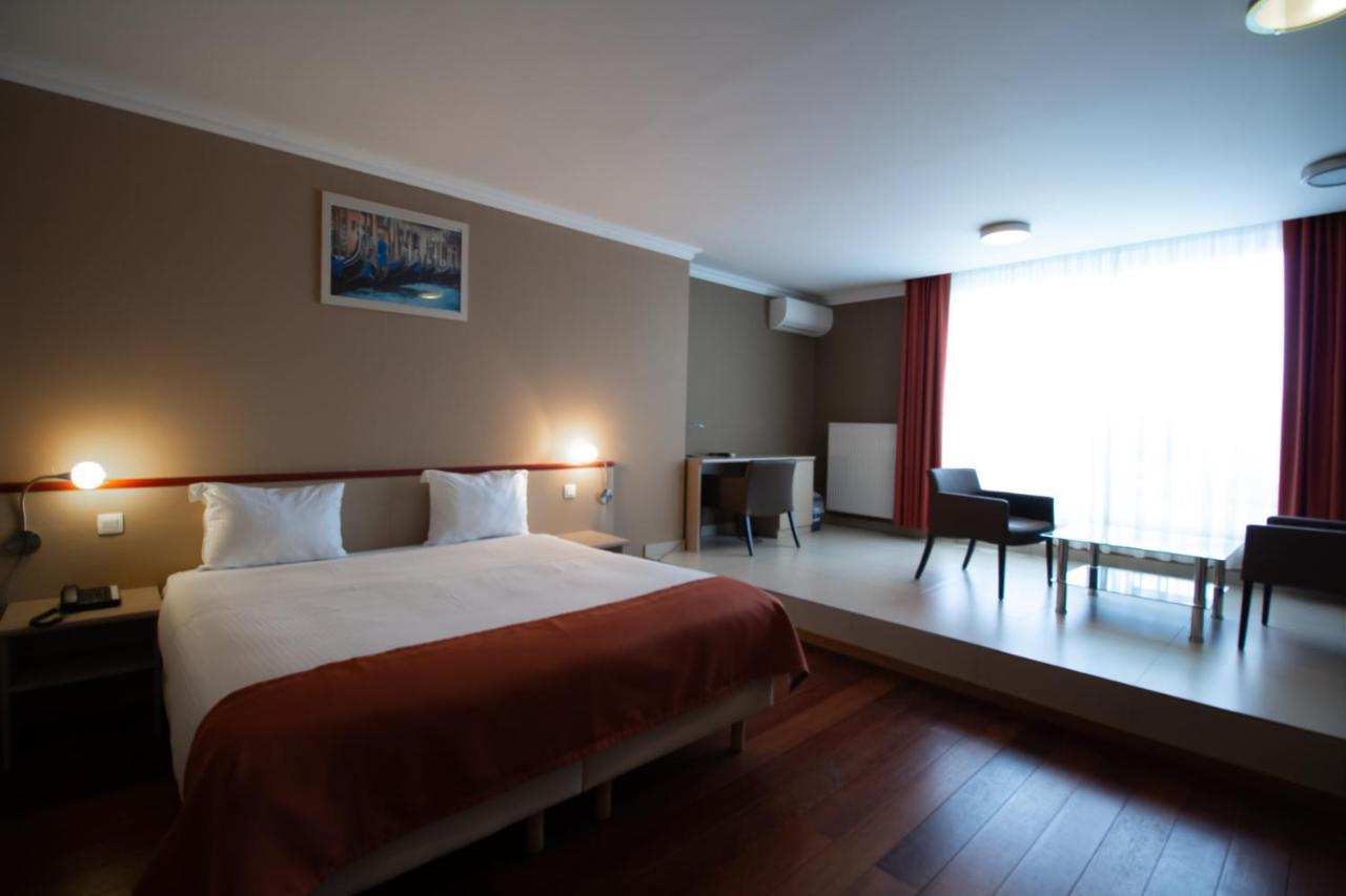 Hotel Taormina Brussels Airport Zaventem Exterior photo