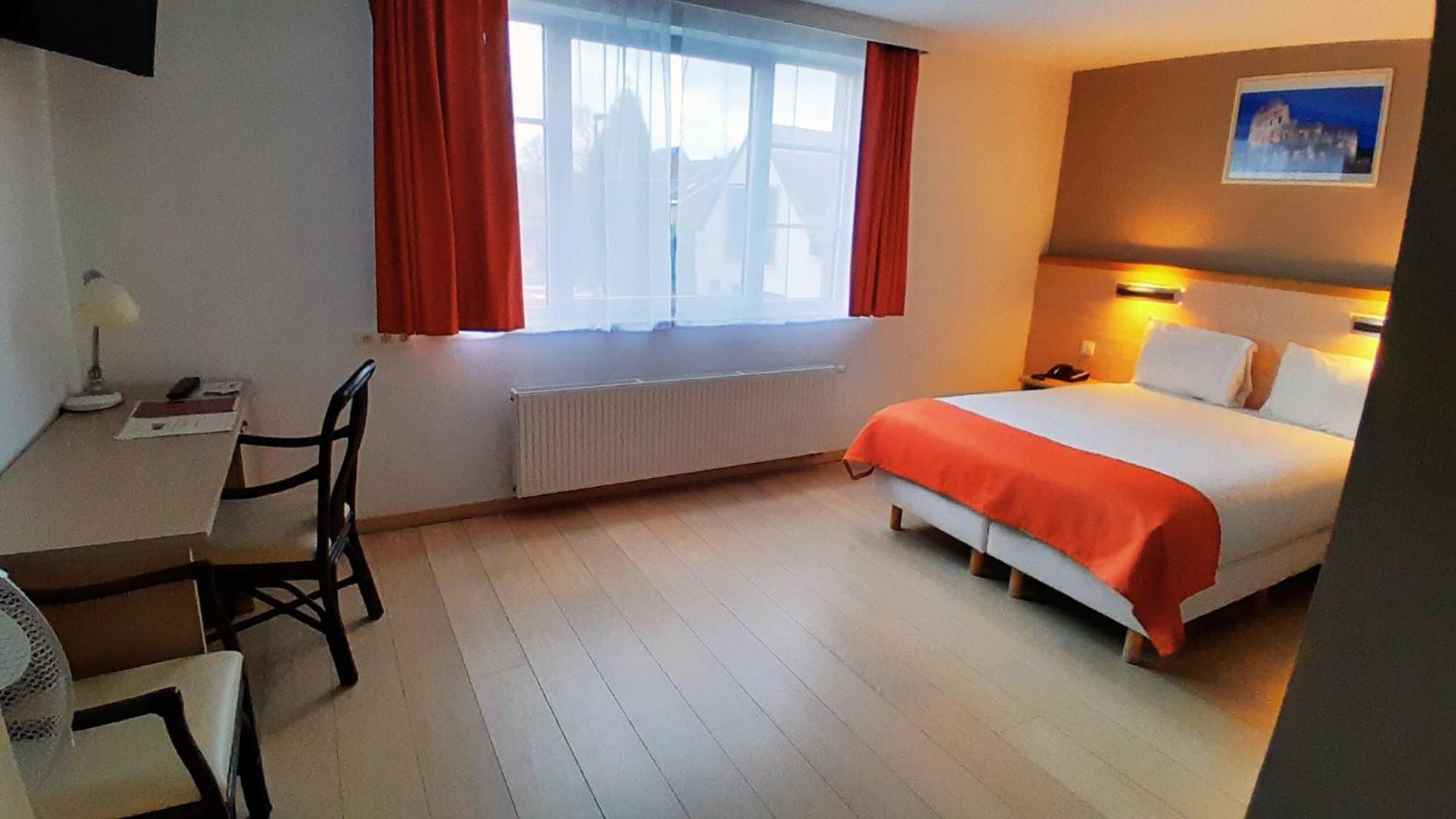 Hotel Taormina Brussels Airport Zaventem Exterior photo