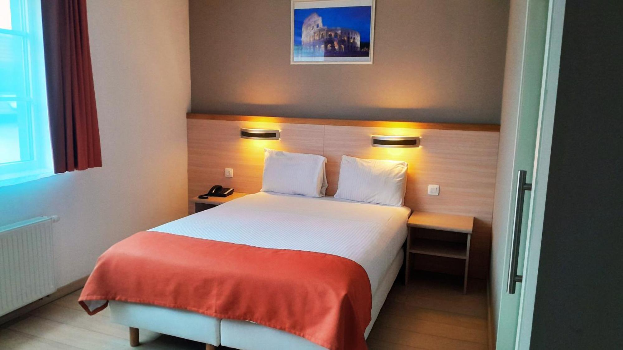 Hotel Taormina Brussels Airport Zaventem Exterior photo